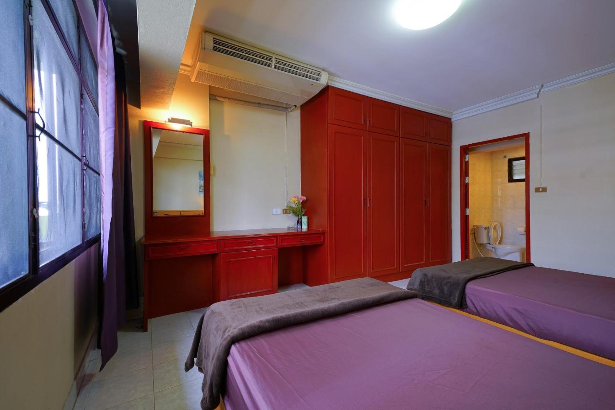 Petch Tower Ekkamai Khách sạn Bangkok